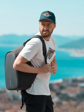 Logo trade ärikingituse pilt: Bobby Hero Väike vargusevastane seljakott